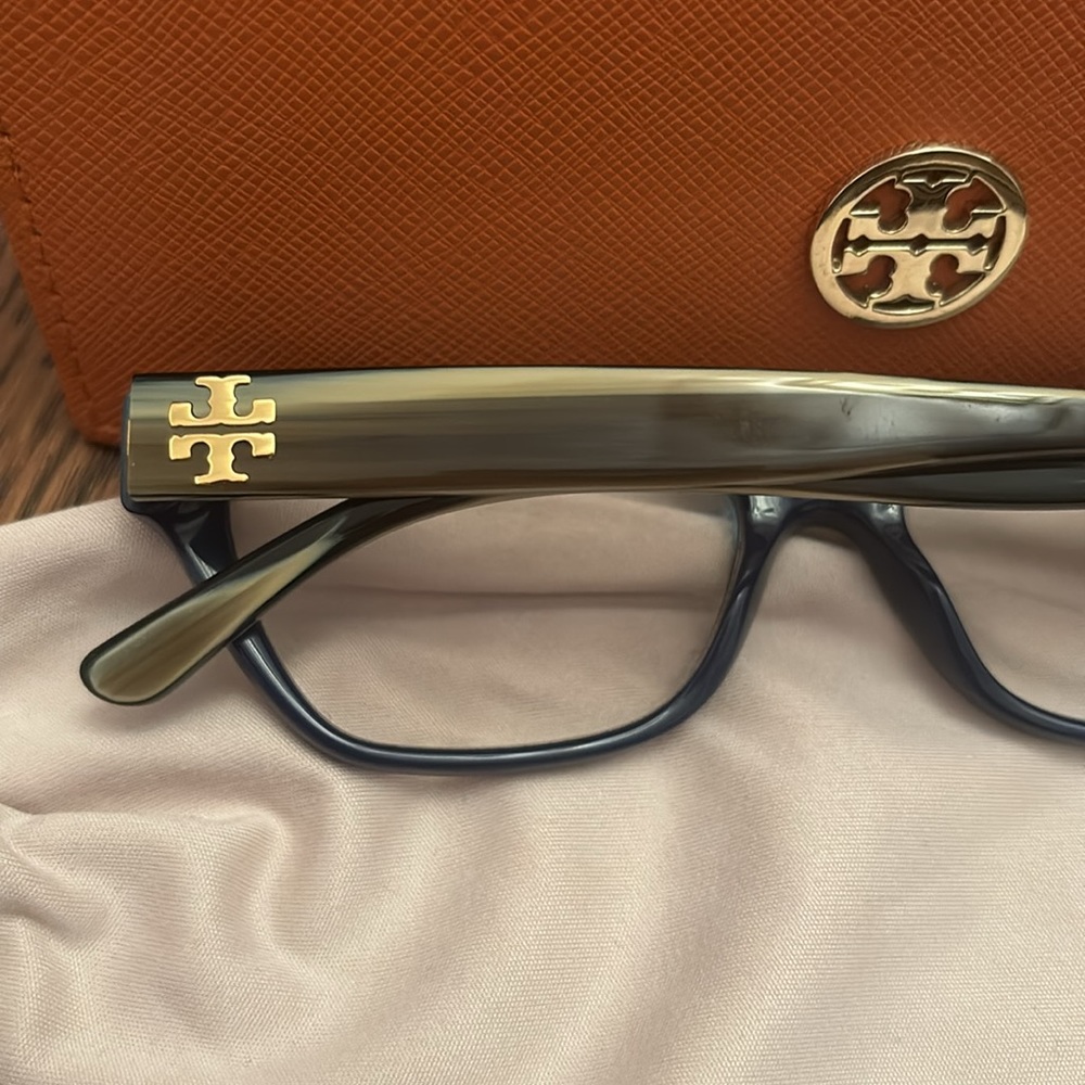 Tory Burch Eyeglasses - Picture 2 of 8